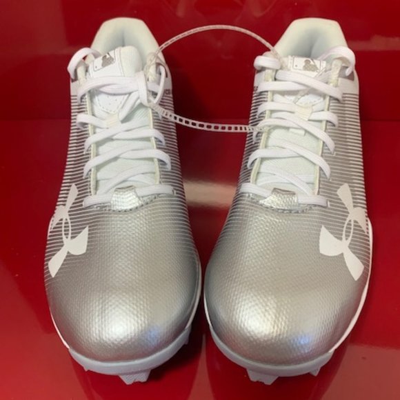 Under Armour Other - Under Armour Leadoff Baseball Cleats Youth 5.5
